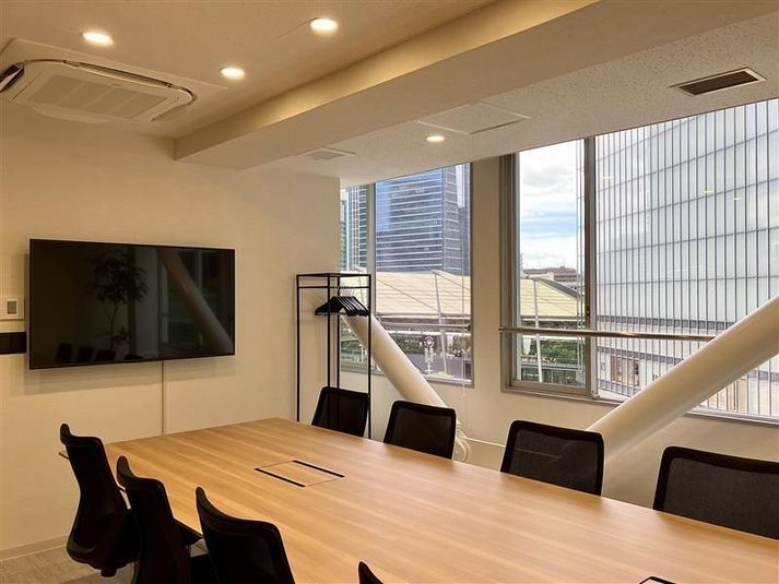 H¹T八重洲 会議室 02(10名)（7F）の室内の写真