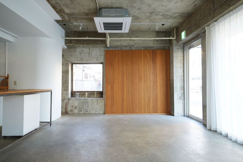 自然光が入る小さなスペース 商品撮影やポートレート撮影 - STUDIO PARKS