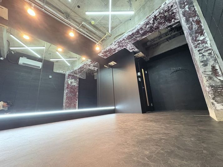 BUZZ南越谷店　3st - BUZZ STUDIO 南越谷店