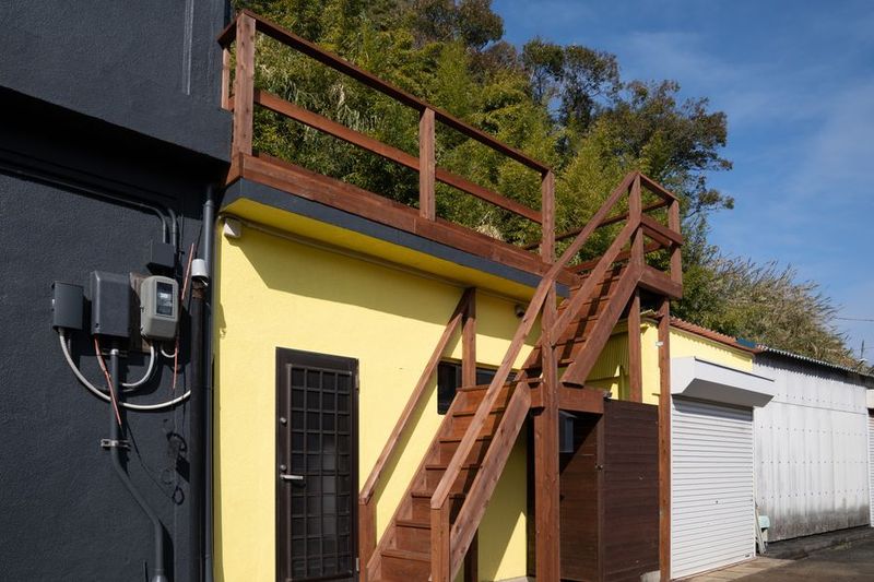  2階/ウッドデッキ - Community Hub 階