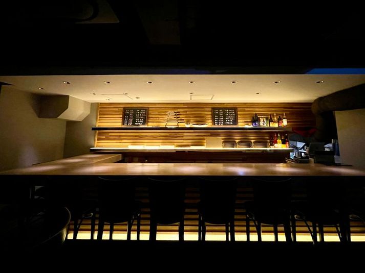 寿司と和食が映える“隠れ家スペース” 🍣✨ - 寿司店