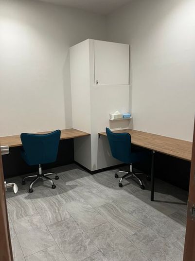 3名個室 - いいオフィス南越谷 【Booth5】3名個室（天井空きあり）※予約時間前は入室不可 の室内の写真