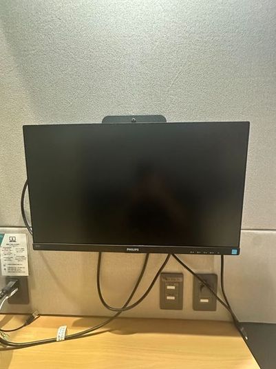 WAW日本橋_T16  個室型ワークボックス - WAW日本橋