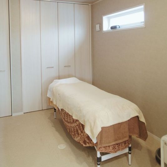 レンタルサロン - さいたま市　隠れ家サロン・スペース　Hideaway L