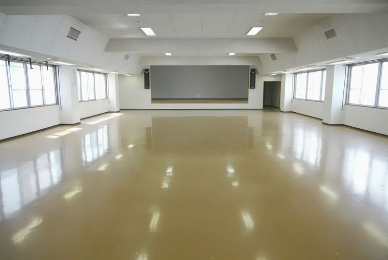 講堂｜飯田橋駅徒歩2分学校跡地のレンタルスペース - 学校跡地の飯田橋でっかいレンタルスペース