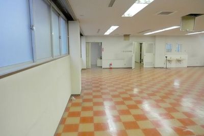 学校跡地の飯田橋でっかいレンタルスペース 食堂 | 飯田橋駅徒歩2分学校跡地のレンタルスペースの室内の写真