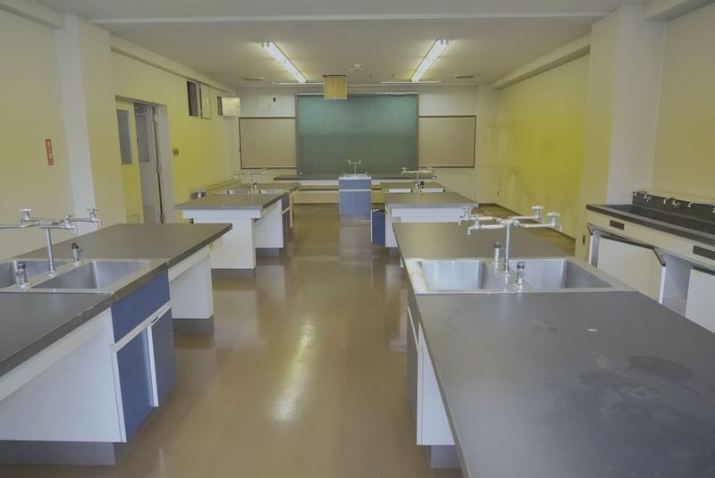学校跡地の飯田橋でっかいレンタルスペース 化学実験室｜学校系、実験室での撮影などの室内の写真