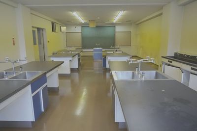 学校跡地の飯田橋でっかいレンタルスペース 化学実験室｜学校系、実験室での撮影などの室内の写真