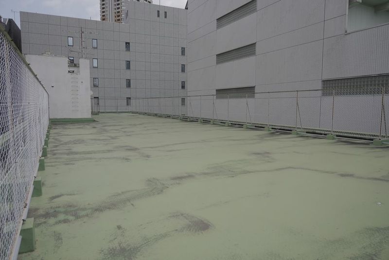 屋上｜飯田橋駅徒歩2分学校跡地のレンタルスペース - 学校跡地の飯田橋でっかいレンタルスペース