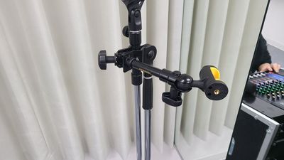 お部屋内のスマホスタンドはご自由にご利用いただけます。 - スタジオパックス南浦和本社店 南浦和徒歩１分！土足OKなダンススタジオ【45帖】の室内の写真