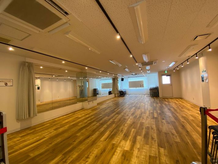 南浦和徒歩１分！土足OKなダンススタジオ【45帖】 - スタジオパックス南浦和本社店