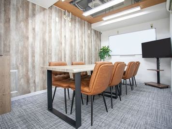 貸会議室ルームス　神谷町店 【ROOMs神谷町店　第1会議室 B1F 】神谷町駅徒歩1分の室内の写真