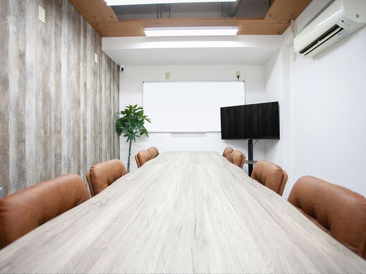【ROOMs神谷町店　第1会議室 階段B1F 】神谷町駅徒歩1分 - 貸会議室ルームス　神谷町店