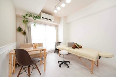 【01💐癒し北欧スタイル/ 完全個室型プライベートサロン💆‍♀️】エステ💆‍♀️リラク・整体💅エレベーター有・段差なし - レンタルサロンKuraKura柏