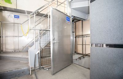 貸会議室ルームス　神谷町店 【ROOMs神谷町店　第2会議室 階段B2F 】神谷町駅徒歩1分の入口の写真