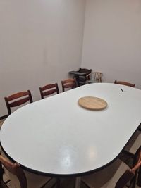 鈴鹿カルチャーステーション　SCS 会議室（中）の室内の写真