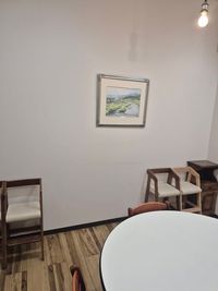 鈴鹿カルチャーステーション　SCS 会議室（中）の室内の写真