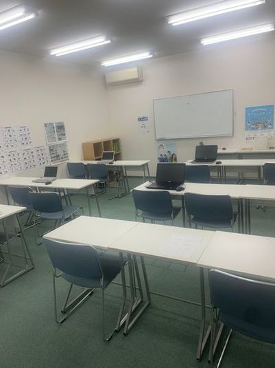 学びの場をシェア！最大18名まで使える清潔・快適スペース - EL学院