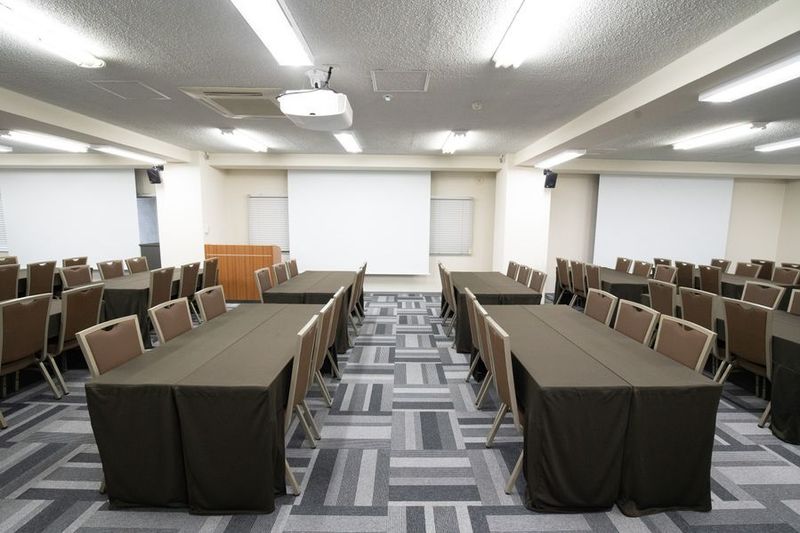 【100名以上に対応可能】126名会議室 - 【100名以上可】汐留ビジネスフォーラム