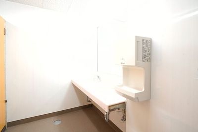 お手洗い - 【100名以上可】汐留ビジネスフォーラム 4名会議室の設備の写真