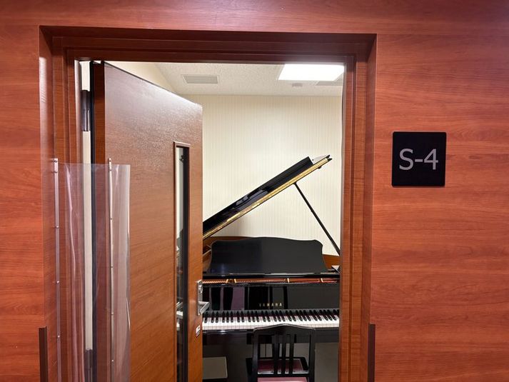 ピアノ練習室 S4 - 高陽センター