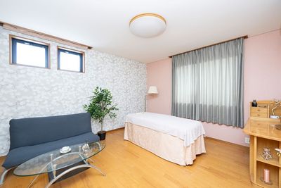 NEW OPEN☆一軒家内の癒しの完全個室サロン｜エステ・メイク・ネイル、撮影、リモートワーク - レンタルサロンスペース