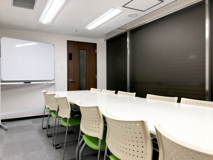 １１８４号室 - 自習室うめだの貸し会議室　１ビル