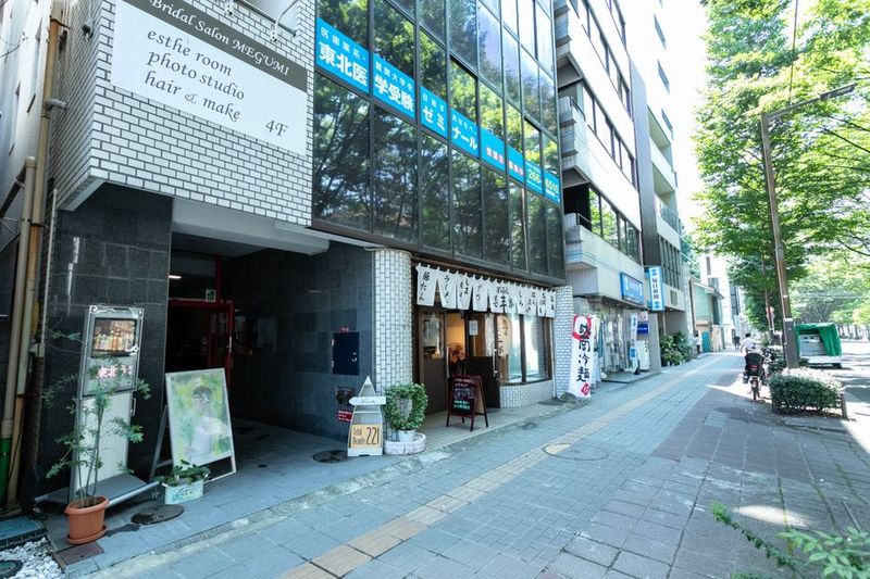 レンタルフォトスタジオ・ヘアメイクスペース - MEGANETWORKS