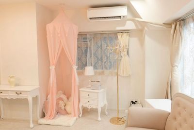 天蓋もございます🪽💞 - milk party and studio 新宿四谷店の室内の写真