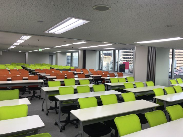 １１８１+８２+８３自習室うめだ - 自習室うめだの貸し会議室　１ビル