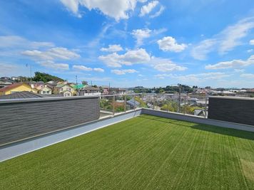 今は色々置いています！ - レンタルスペース　マツオカ BBQ、筋トレルーム付レンタルスペースの室内の写真