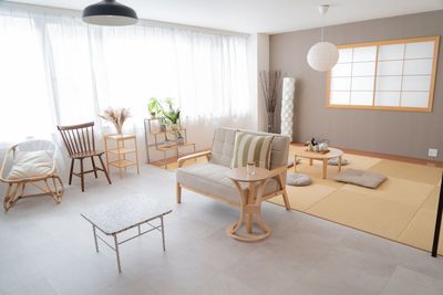 studio ideal 洋室と和室がひと続きの空間【スタジオF】の室内の写真