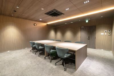 ふれあい貸し会議室 博多トヨタレンタリース ふれあい貸し会議室 Premium トヨタレンタリース博多駅前Cの室内の写真