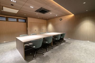 ふれあい貸し会議室 博多トヨタレンタリース ふれあい貸し会議室 Premium トヨタレンタリース博多駅前Cの室内の写真