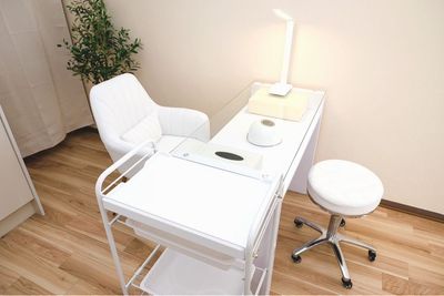 Sara新大阪 エステ/マツエク/ネイル💅厳選されたサロン空間💆‍♂️💕の室内の写真