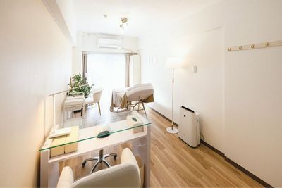 Sara新大阪 エステ/マツエク/ネイル💅厳選されたサロン空間💆‍♂️💕の室内の写真