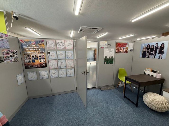 ダンス、トレーニング、演劇・芝居、動画撮影、スタジオ撮影・声楽 - k-pop&j-popAcademy「HI!brand」