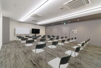 ふれあい貸し会議室 博多トヨタレンタリース ふれあい貸し会議室 Premium トヨタレンタリース博多駅前Bの室内の写真