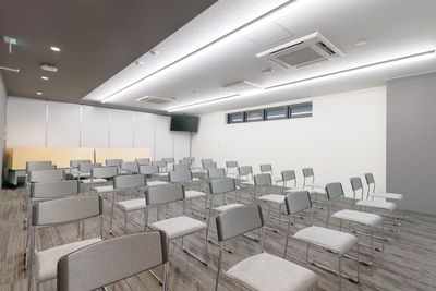 ふれあい貸し会議室 博多トヨタレンタリース ふれあい貸し会議室 Premium トヨタレンタリース博多駅前Bの室内の写真