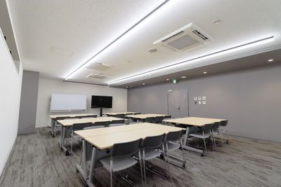 ふれあい貸し会議室 博多トヨタレンタリース ふれあい貸し会議室 Premium トヨタレンタリース博多駅前Bの室内の写真