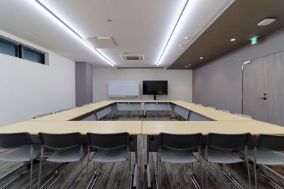 ふれあい貸し会議室 博多トヨタレンタリース ふれあい貸し会議室 Premium トヨタレンタリース博多駅前Bの室内の写真