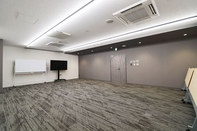 ふれあい貸し会議室 博多トヨタレンタリース ふれあい貸し会議室 Premium トヨタレンタリース博多駅前Bの室内の写真