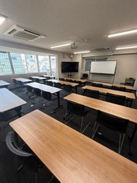 2025年8月🌻NEWOPEN✨神保町駅3分/最大30名/ビジネス/懇親会/ボドゲ/セミナーにも最適 - 神保町・神田の貸スペース『コアラ会議室』