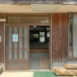 玄関 - 古民家 燎-KAGARIBI-  古民家を再生させたレンタルスペースの入口の写真