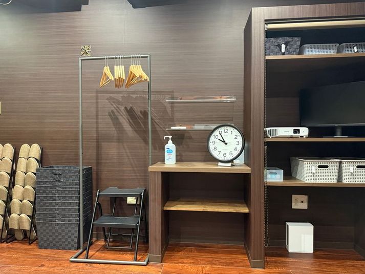 徳島駅すぐの貸し会議室／多目的レンタルスペース - ハコカル 徳島駅前