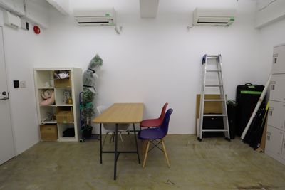撮影スタジオ＠いいオフィス上野 格安白壁・白ホリ撮影スタジオの室内の写真