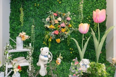 大きなチューリップがインパクト大🌷
（おにわのブース） - Moff room studio《三ノ宮店》 三ノ宮6分🚶‍♂️77㎡大部屋✨最大50名収容可能🧸スタジオの室内の写真