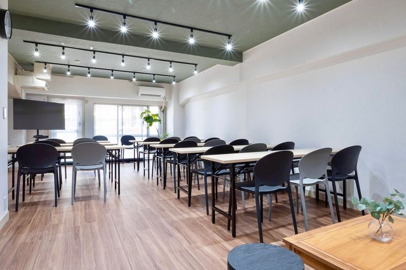 ミリオン会議室新大阪１号店 貸し会議室、セミナールームの室内の写真
