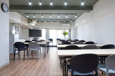 ミリオン会議室新大阪１号店 貸し会議室、セミナールームの室内の写真