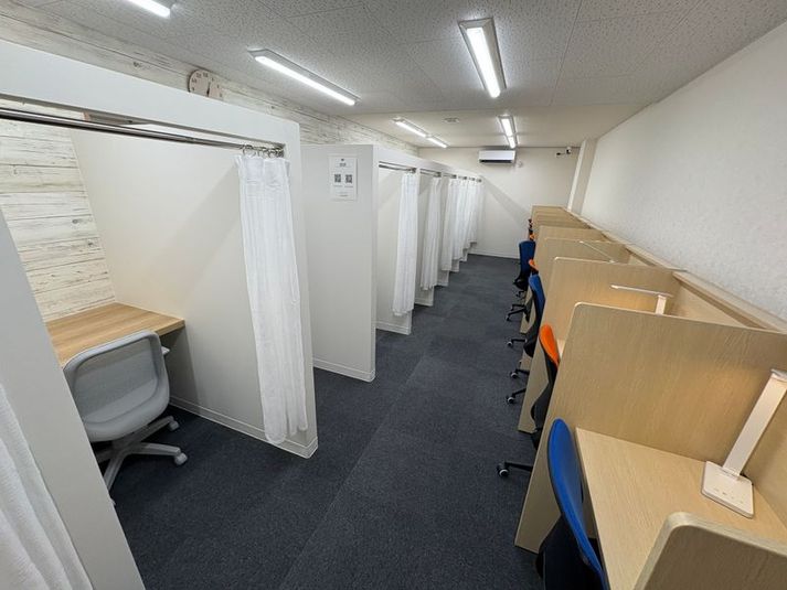勉強カフェ東大阪瓢箪山スタジオの自習や作業専用スペース - 勉強カフェ東大阪瓢箪山スタジオ